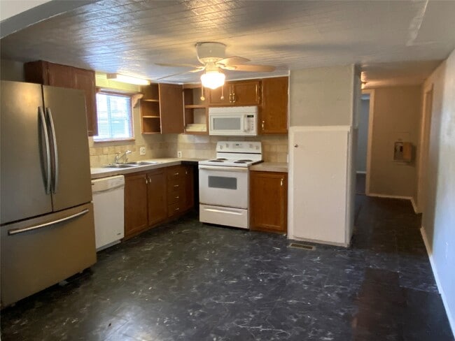 property at 109 Birchwood Dr