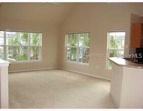 5611 Bidwell Pkwy in Sarasota, FL - Building Photo - Building Photo