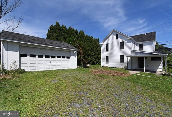 property at 4776 Old Easton Rd