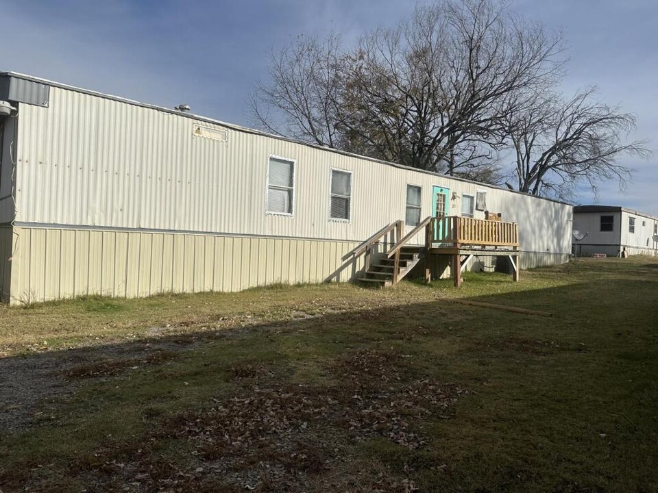 1603 N Hwy 71 in Alma, AR - Building Photo