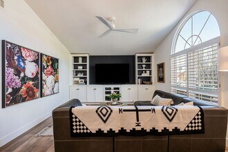 10511 E Terra Dr in Scottsdale, AZ - Building Photo - Building Photo