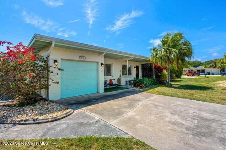 295 Spruce Ave in Merritt Island, FL - Building Photo