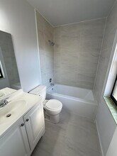 1183 White Pine Dr in Wellington, FL - Building Photo - Building Photo