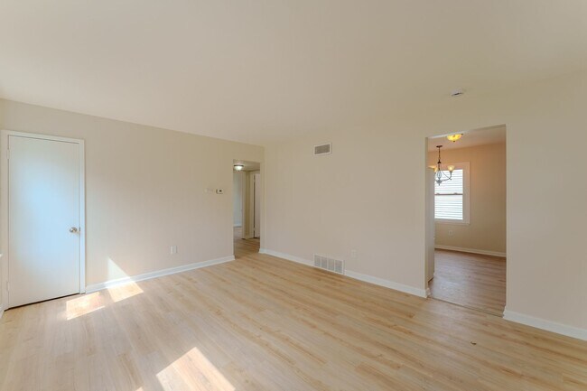 305 Mertland Ave in Dayton, OH - Building Photo - Building Photo