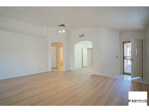 10653 W Mohawk Ln in Peoria, AZ - Building Photo - Building Photo