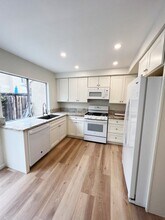 3723 Caminito Carmel Landing in San Diego, CA - Building Photo - Building Photo