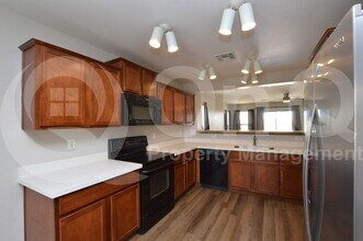 209 S Carter Ranch Rd in Coolidge, AZ - Foto de edificio - Building Photo