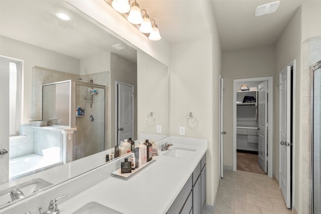 property at 29471 Westhope Dr