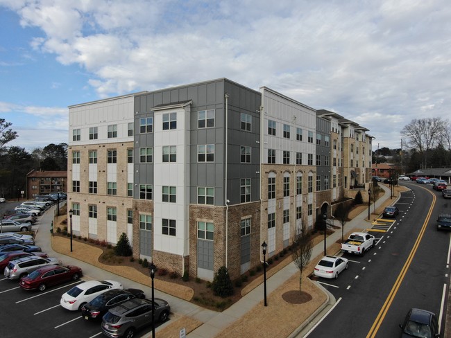 Veranda at Groveway in Roswell, GA - Building Photo - Building Photo