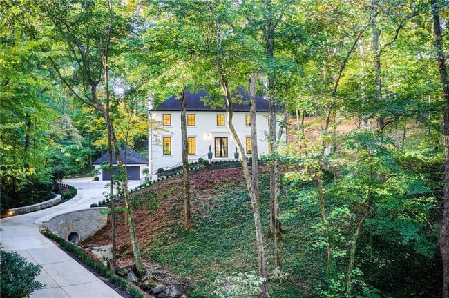 6090 River Chase Cir NW in Atlanta, GA - Building Photo - Building Photo