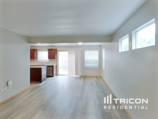 4422 Roxanna Loop SE in Lacey, WA - Building Photo - Building Photo