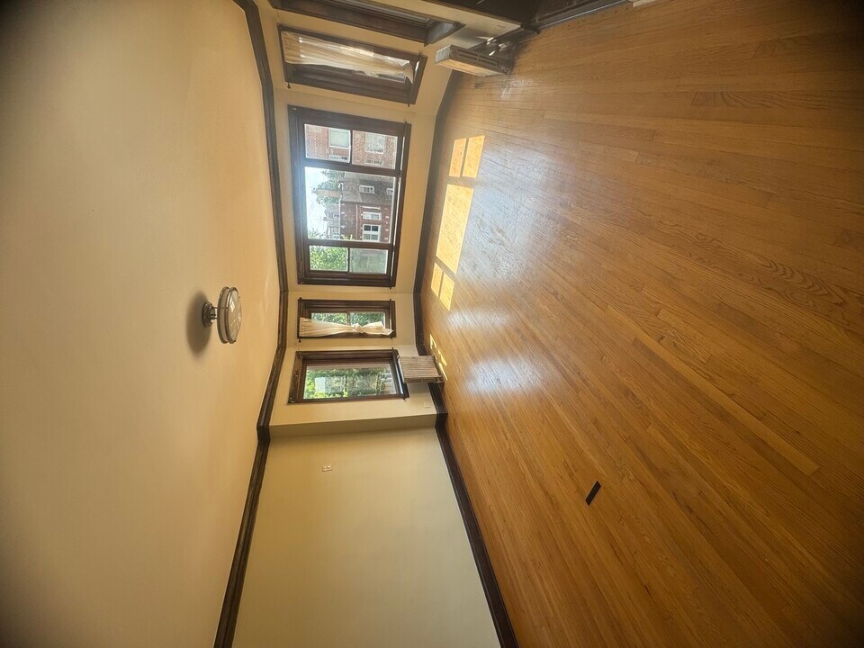 8141 S Marshfield Ave in Chicago, IL - Building Photo