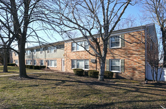 Boulder Hill Apartments in Montgomery, IL - Building Photo - Building Photo