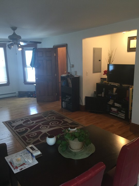 26 Callender St in Cambridge, MA - Building Photo