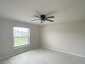 1447 NW 1st St in Cape Coral, FL - Foto de edificio - Building Photo