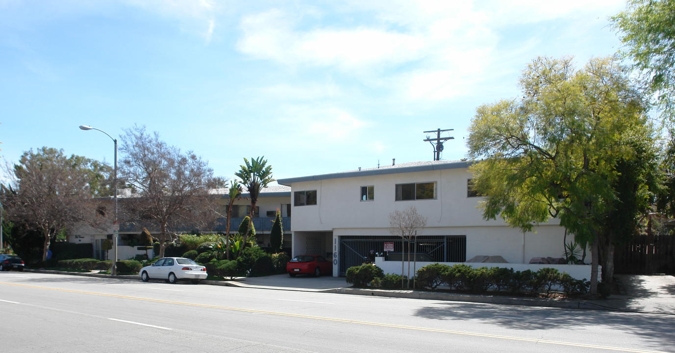 1160 Cordova St in Pasadena, CA - Building Photo