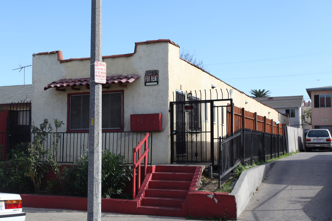 1040 Martin Luther King Jr Ave in Long Beach, CA - Building Photo