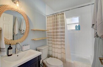 212 SW 1st Ave in Delray Beach, FL - Building Photo - Building Photo