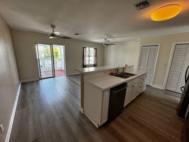 3029 N Roosevelt Blvd in Key West, FL - Building Photo - Building Photo