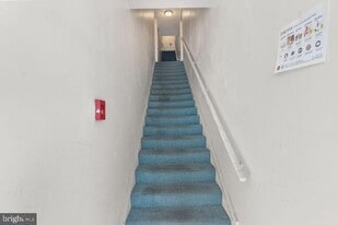 1402 E Baltimore St in Baltimore, MD - Building Photo