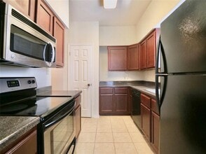 1103 Dulles Ave in Stafford, TX - Building Photo - Building Photo
