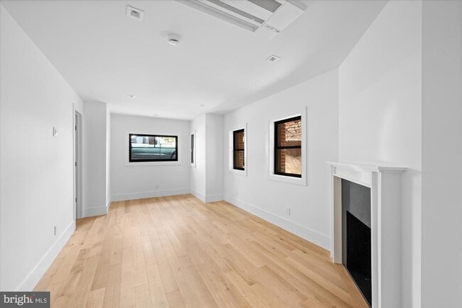 property at 3336 P St NW