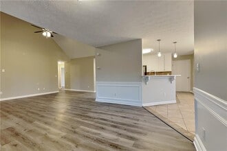 1280 Waterwood Dr in Loganville, GA - Building Photo - Building Photo