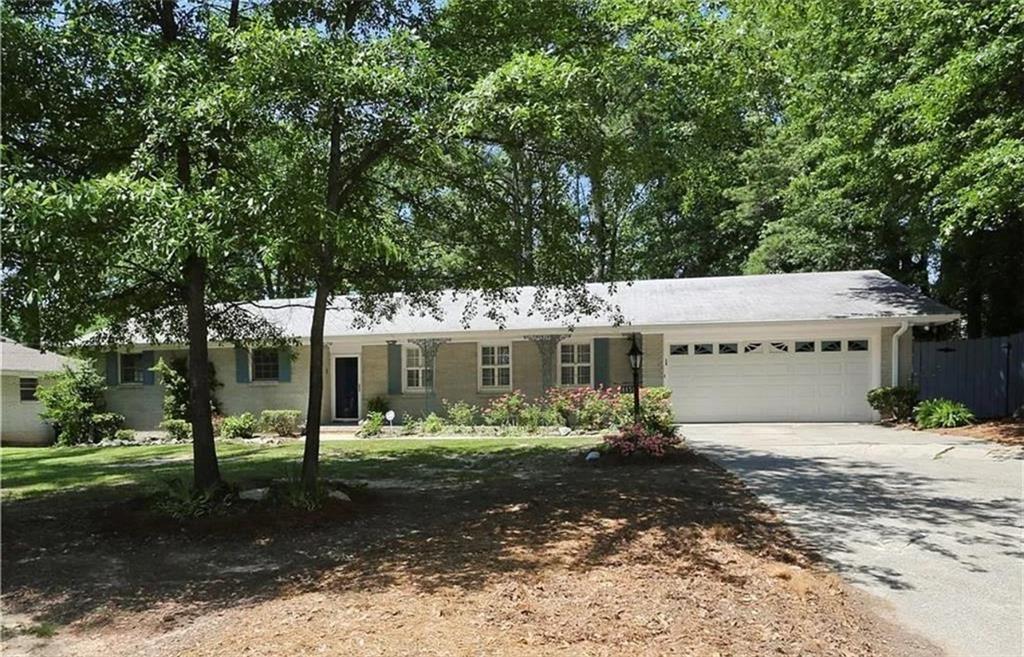 115 Peyton Rd SW in Atlanta, GA - Building Photo