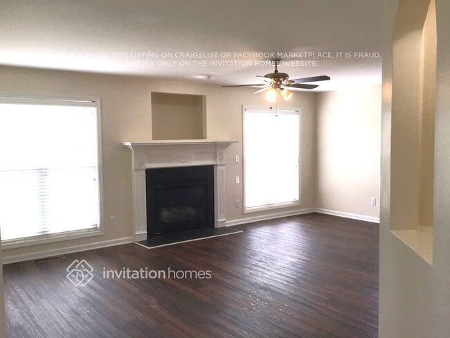 14904 Castlebridge Ln in Matthews, NC - Foto de edificio - Building Photo