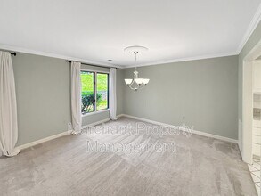 319 Skylark Cir in Greer, SC - Building Photo - Building Photo