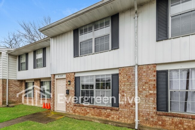 8107 Mt Aetna St in Dayton, OH - Building Photo - Building Photo