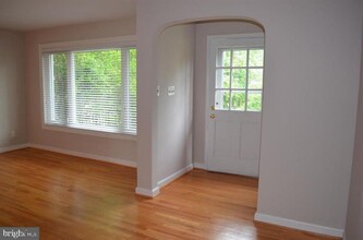 6303 Kirby Rd in Bethesda, MD - Building Photo - Building Photo