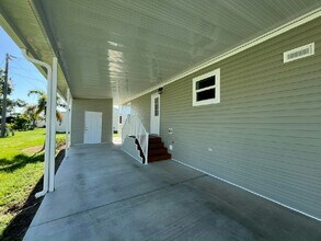 427 Mongoose Ln in North Fort Myers, FL - Building Photo - Building Photo