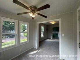 1 Bedroom 1 Bathroom Unit in Sioux Falls in Sioux Falls, SD - Building Photo