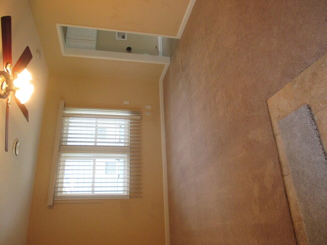 7405 N Pine St in Davenport, IA - Building Photo - Building Photo