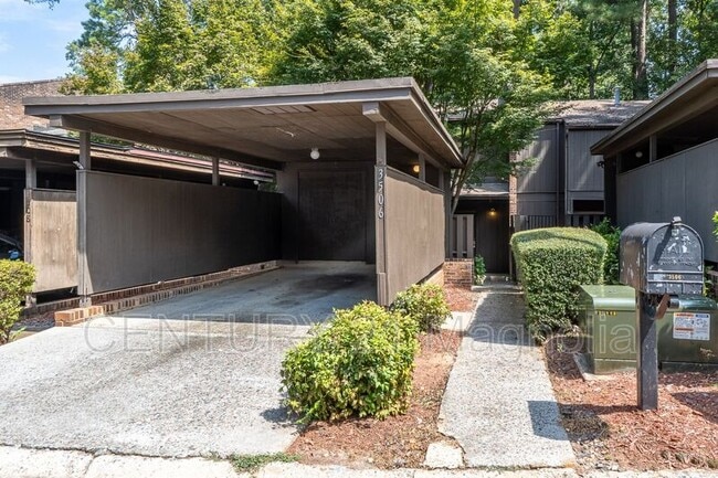 property at 3506 Prestwick Dr