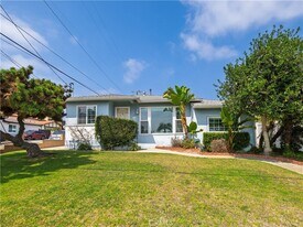 931 Hillcrest St in El Segundo, CA - Building Photo
