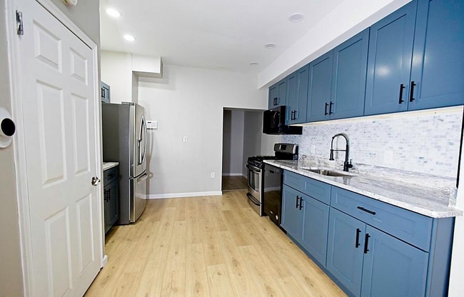 property at 1961 N Croskey St