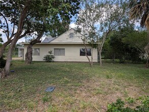 34 Florida S St in Mercedes, TX - Building Photo - Building Photo