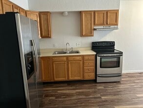 303 Smith Rd, Unit B in Jonesburg, MO - Building Photo - Building Photo