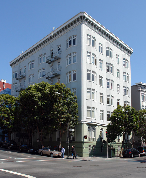 Frontenac Apartments in San Francisco, CA - Foto de edificio