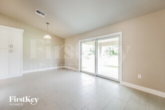 845 Chezy St E in Lehigh Acres, FL - Building Photo - Building Photo