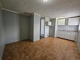 3044 Manor Ct in Indianapolis, IN - Building Photo