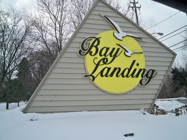 3293 Bay Landing Dr, Unit 3293 Bay Landing in Westlake, OH - Foto de edificio - Building Photo