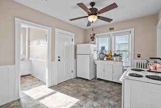 42 Pleasant St in North Attleborough, MA - Building Photo - Building Photo