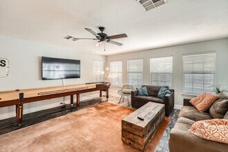 1101 Coopers Hawk Path in Pflugerville, TX - Building Photo - Building Photo