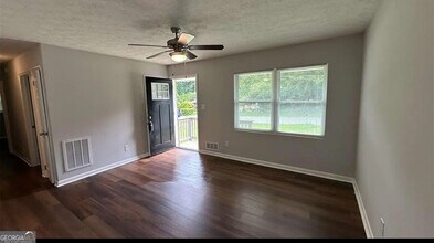 38 Royce Dr in Jonesboro, GA - Building Photo - Building Photo