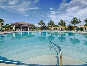 1003 Splash Shot Pl in Davenport, FL - Foto de edificio - Building Photo