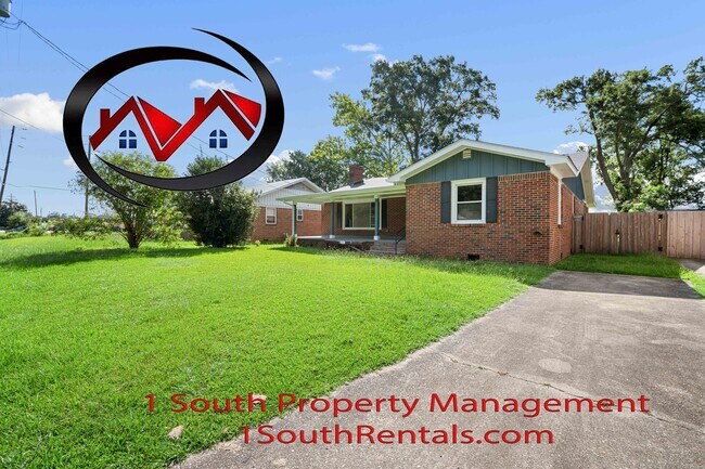 403 Yeend Ave in Chickasaw, AL - Building Photo - Building Photo