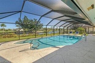 239 Torrey Pines Point in Naples, FL - Building Photo